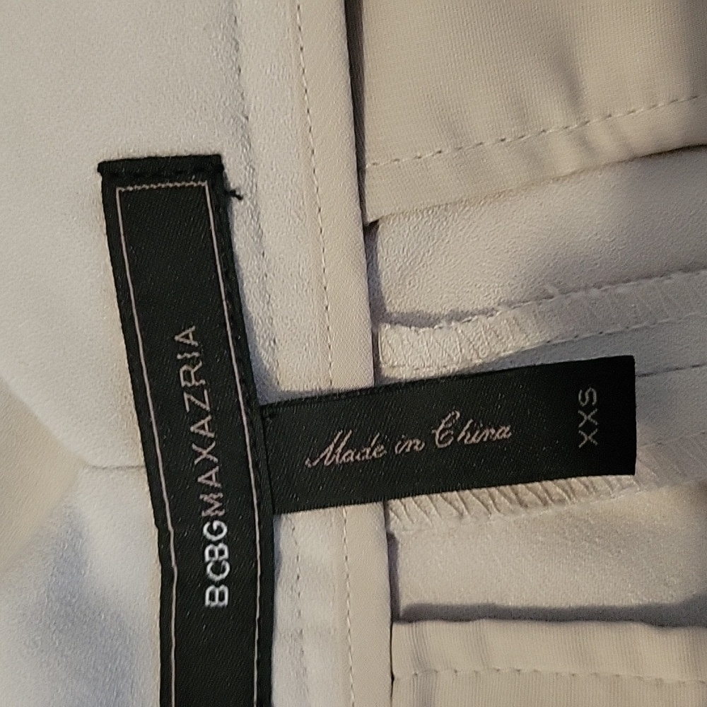 BCBG James Slacks in Stone - Picture 5 of 8